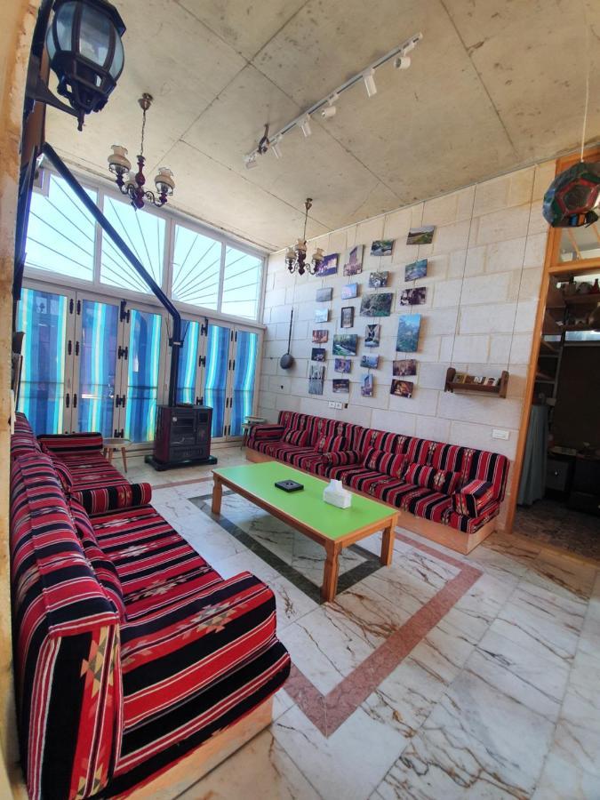 Damask Rose, Lebanese Guest House Джуния Екстериор снимка
